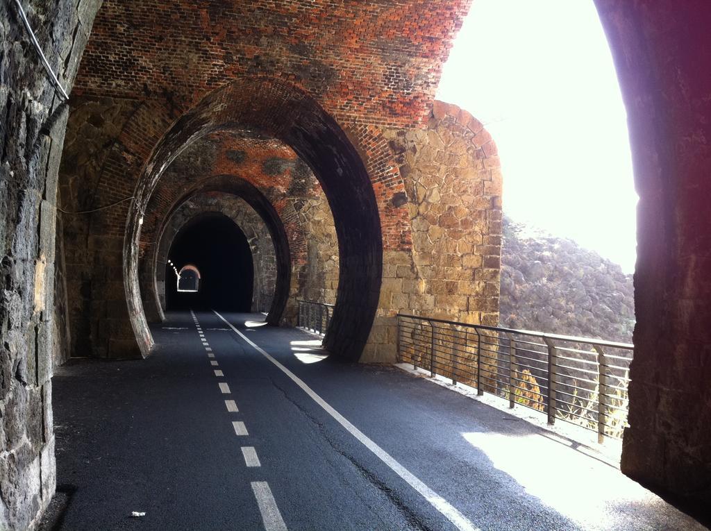 Sostio A Levante Фрамура Экстерьер фото